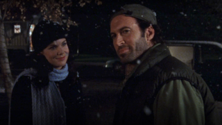 Lauren Graham and Scott Patterson as Lorelai and Luke in the snow in Season 1 of Gilmore Girls &quot;Kiss And Tell&quot; 