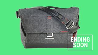 Peak Design Everyday Messenger Bag Deal