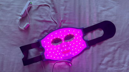 Currentbody Anti-Blemish LED Light Therapy Face Mask