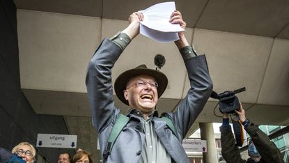 Environmentalists celebrate in The Hague 