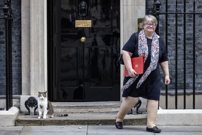 Thérèse Coffey leaving No. 10 Downing Street