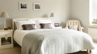 Neutral coloured double bedroom