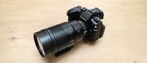 Panasonic Leica DG Elmarit 200mm f/2.8 POWER O.I.S. attached to a Panasonic GH7