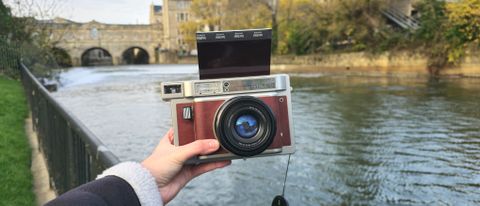 Lomo’Instant Wide Glass review