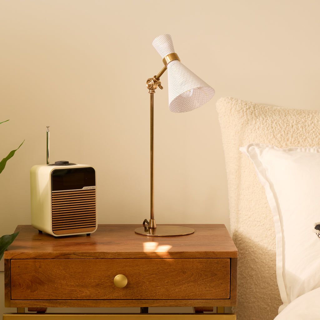 Valiant Desk Light in White