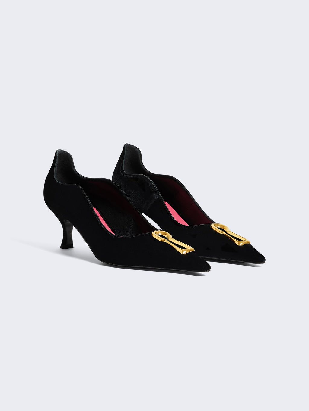 Velvet Keyhole Pump