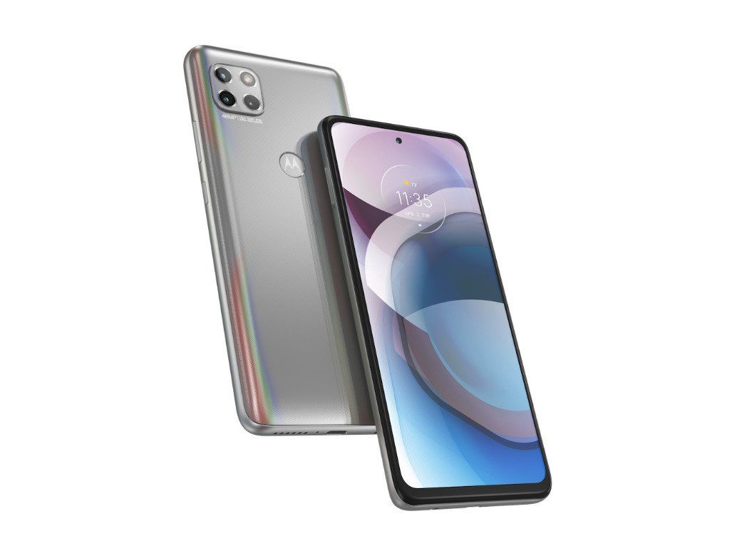 Motorola's new $400 5G phone overshadows three baffling Moto Gs