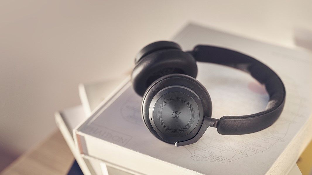 These premium Bang & Olufsen headphones just scored a 40% discount
