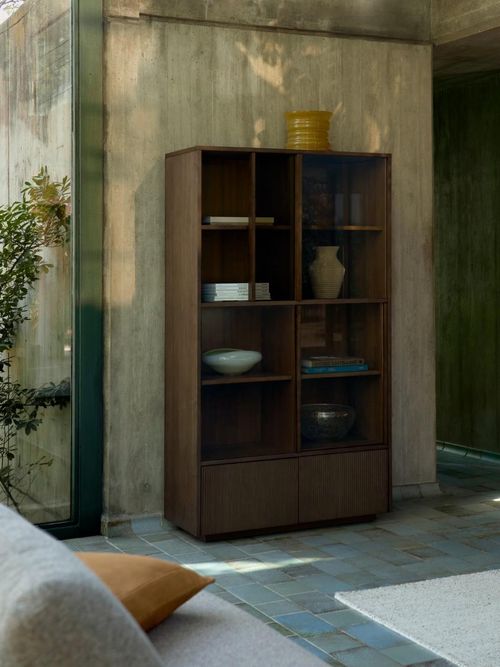 Helvine Cabinet