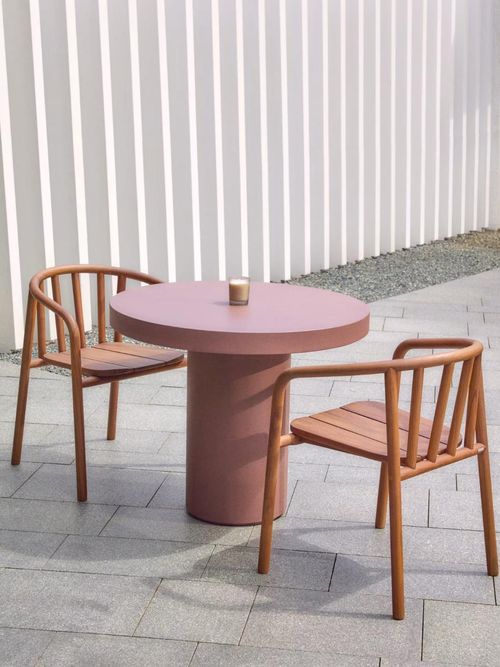 Aiguablava terracotta cement round table