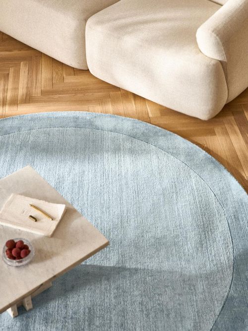 Round Low-Pile Rug Kari 