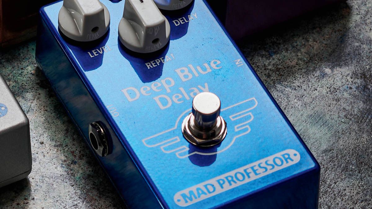 ギター MAD PROFESSOR DEEP BLUE DELAY Mad Professor Deep Blue Delay Factory – United States