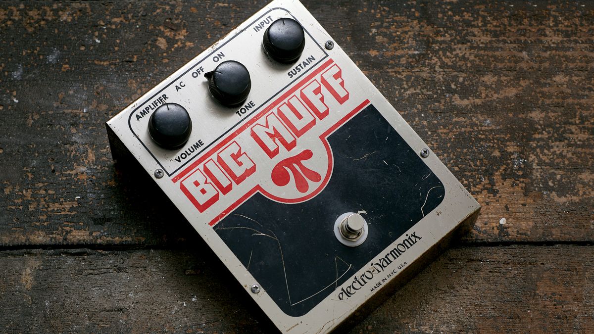 美品　Electro-Harmonix Big Muff Pi　旧型 Classic gear: the enduring legacy of the Electro-Harmonix Big Muff