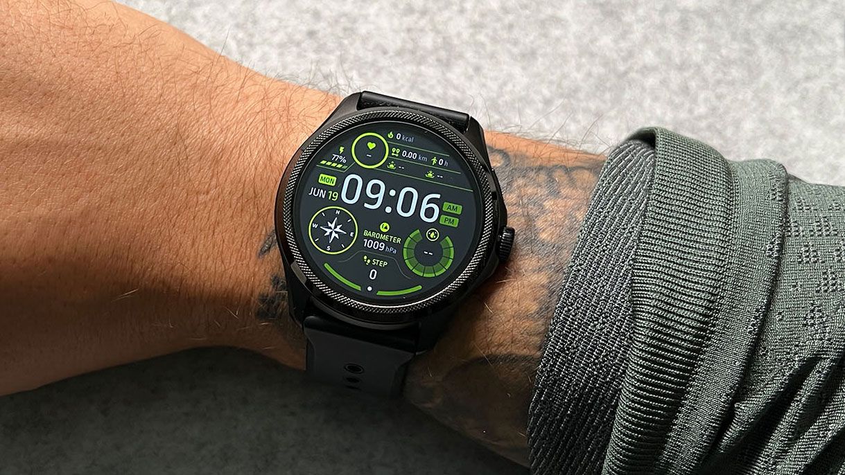 Enduro Ticwatch Pro For Women Mobvoi TicWatch Pro Enduro Worth The