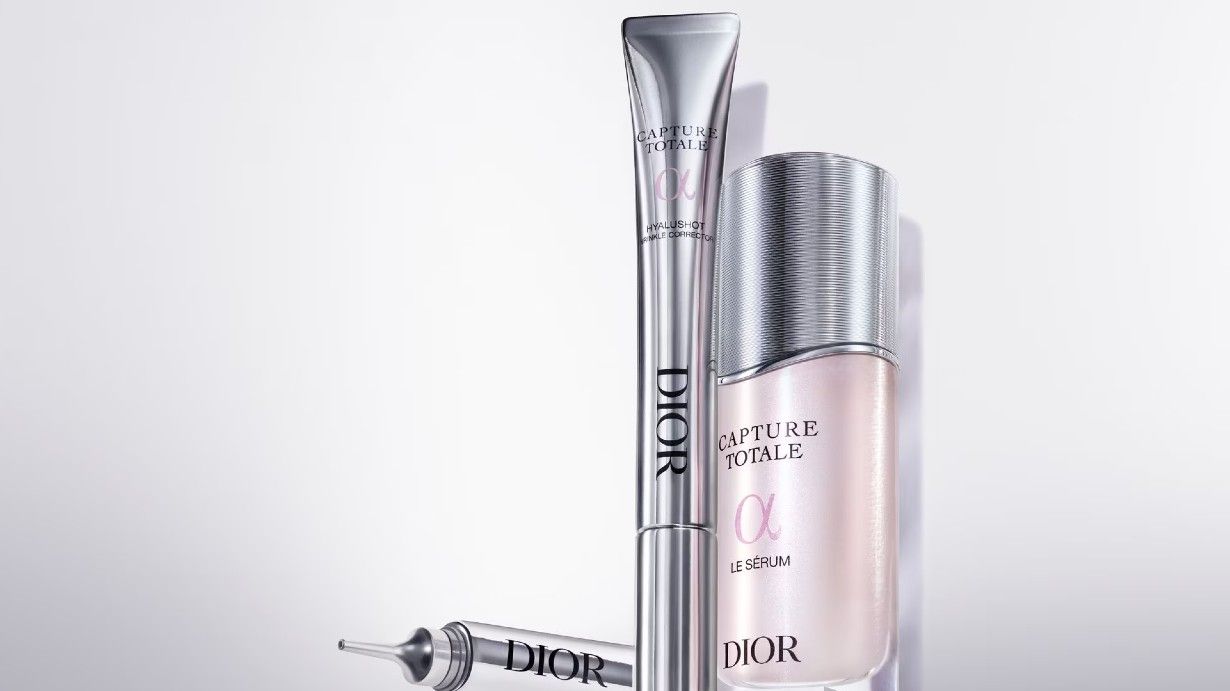 美容液 DIOR CAPTURE TOTALE HYALUSHOT Capture Totale Hyalushot: Hyaluronic Acid Wrinkle-Corrector