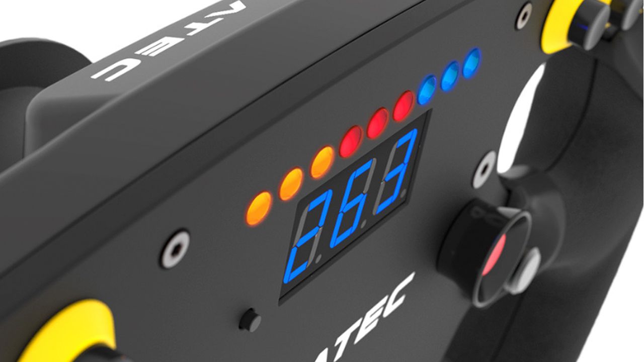 Fanatec CSL Elite - official F1 Racing Wheel review: 
