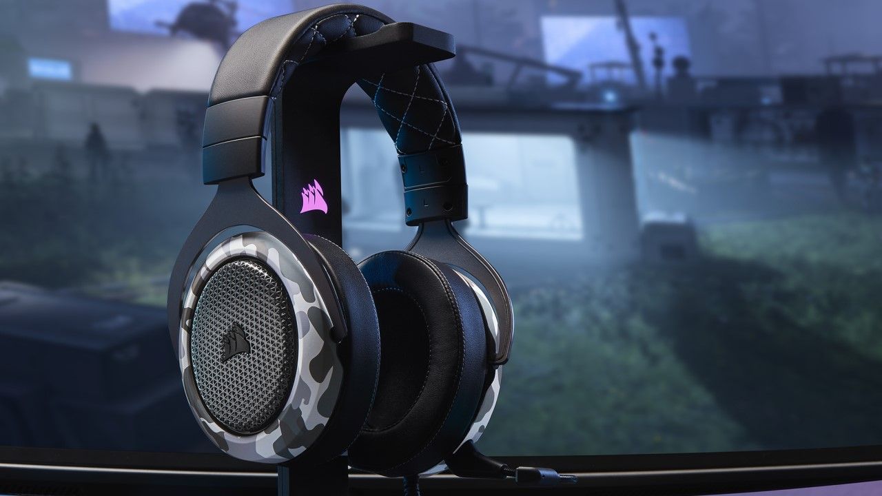 新品　CORSAIR HS60 Haptic Black　CA-9011228 Amazon.com: Corsair HS60 Haptic Stereo Gaming Headset with