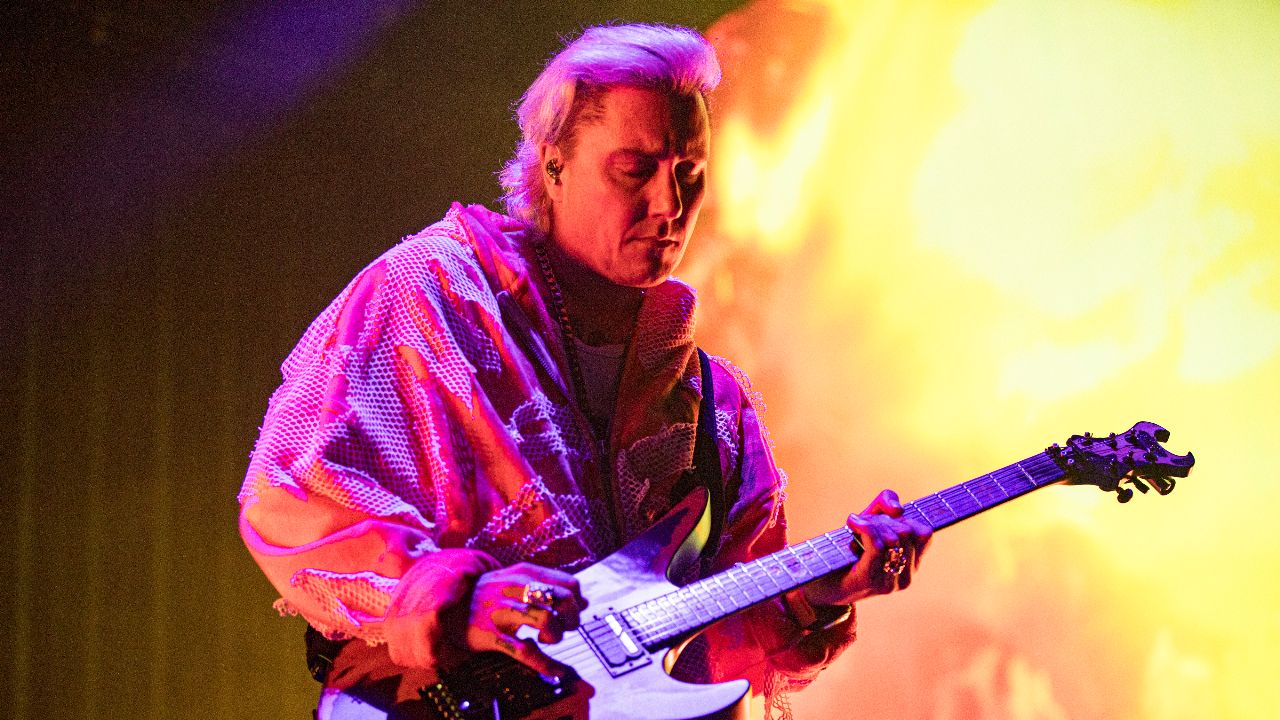 アルフ・スヴェンソン/At The Gates Guitarist アルフ・スヴェンソン/At The Gates Guitarist Here's Alf