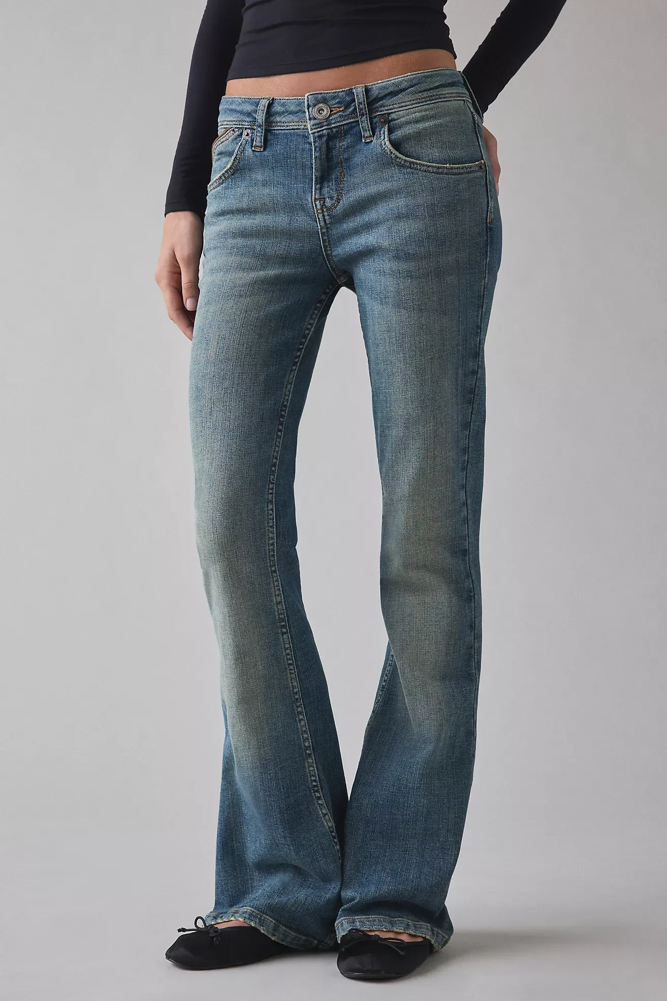 Bdg Brooke Low-Rise Flare Jeans