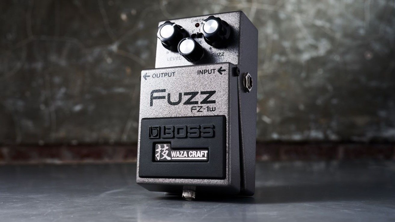 ギター BOSS Fuzz FZ-1w Waza Craft Amazon.com: Boss FZ-1W Waza Craft Fuzz Pedal : Musical