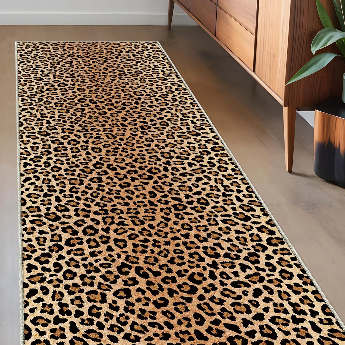 Leopard Runner Rug Non Slip Cheetah Print Rugs 2x6 for Hallway Wetern Home Decor Soft Throw Carpet Washable Fur Area Rug Mat for Entryway Laundry Bedroom Bathroom (24" W&amp;times;72" L, Leopard Print)