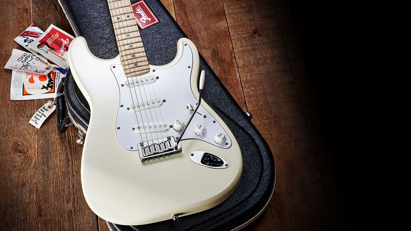 ギター Fender 40th Anniversary Stratocaster Squier 40th Anniversary Stratocaster Vintage Edition Satin
