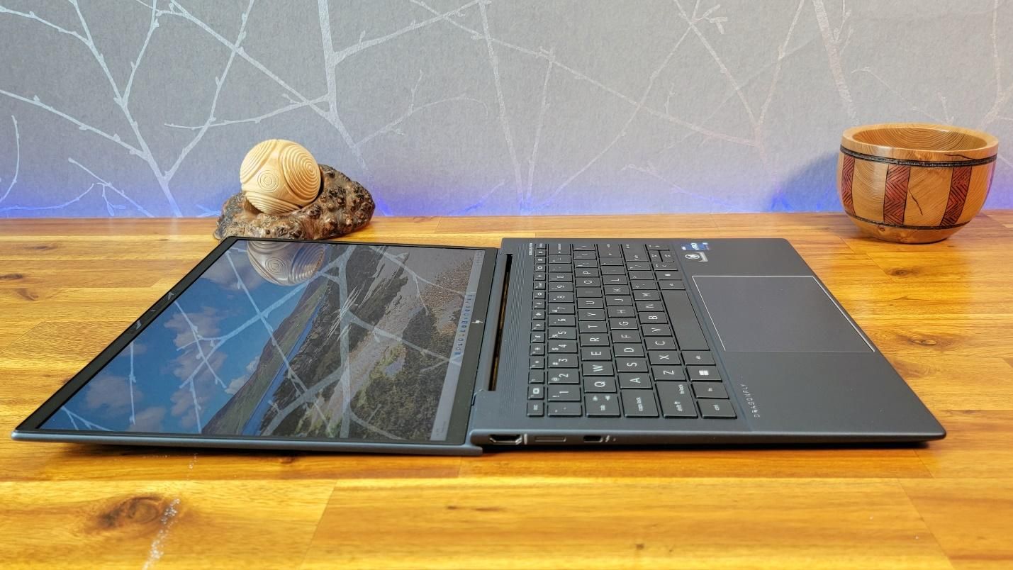 ノートPC HP Elite Dragonfly G3 6H168PA#ABJ HP Elite Dragonfly G3 製品詳細・スペック - ノートパソコン