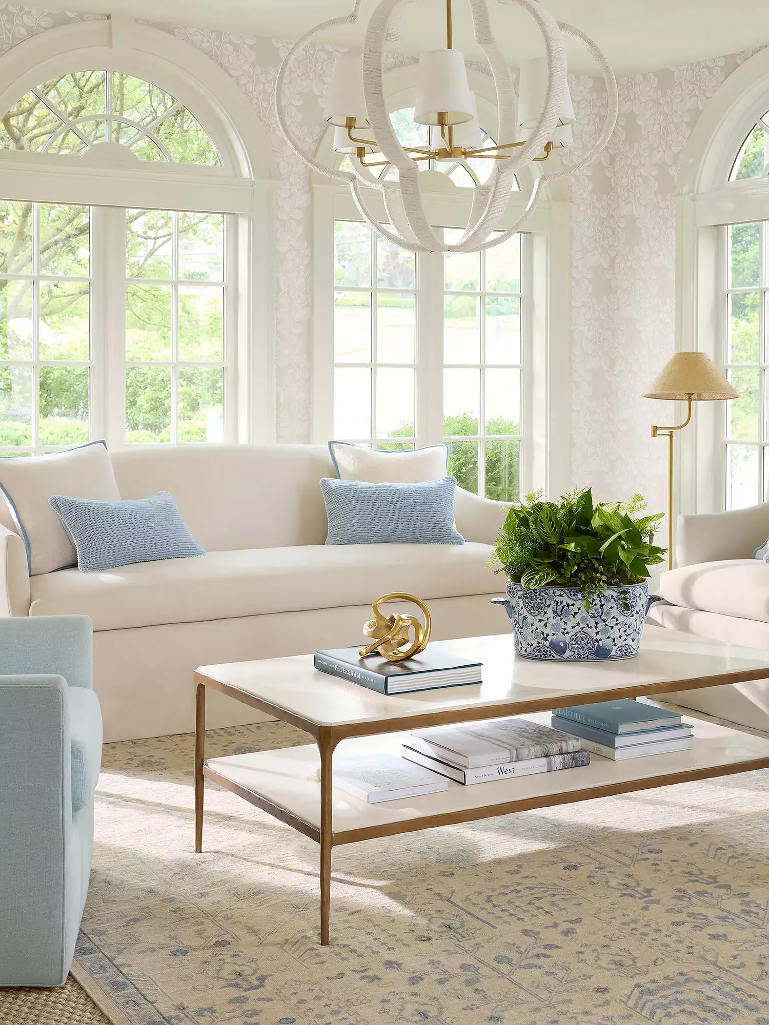 White traditional coastal living room