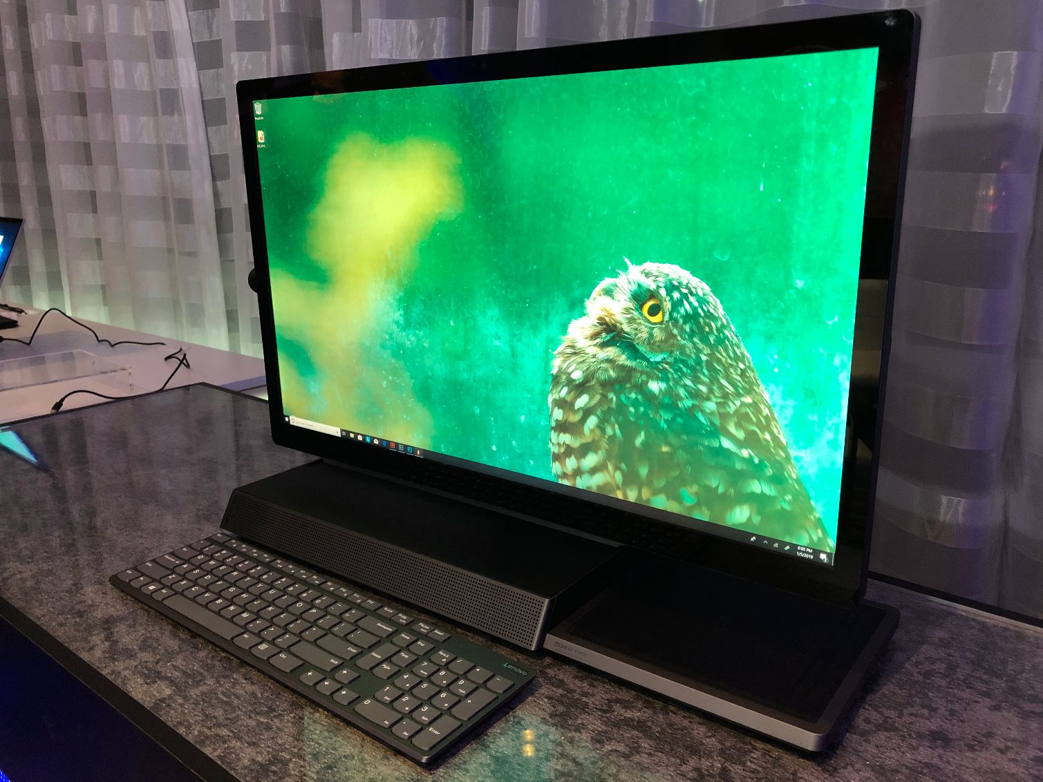 Lenovo Yoga A940 Hands-on: Meet the Surface Studio Killer | Tom's