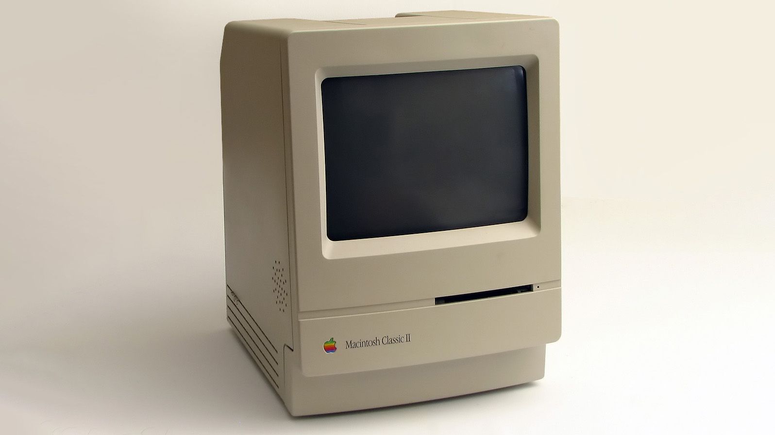 Apple's 1991 Macintosh shipped with a bug that should've stopped