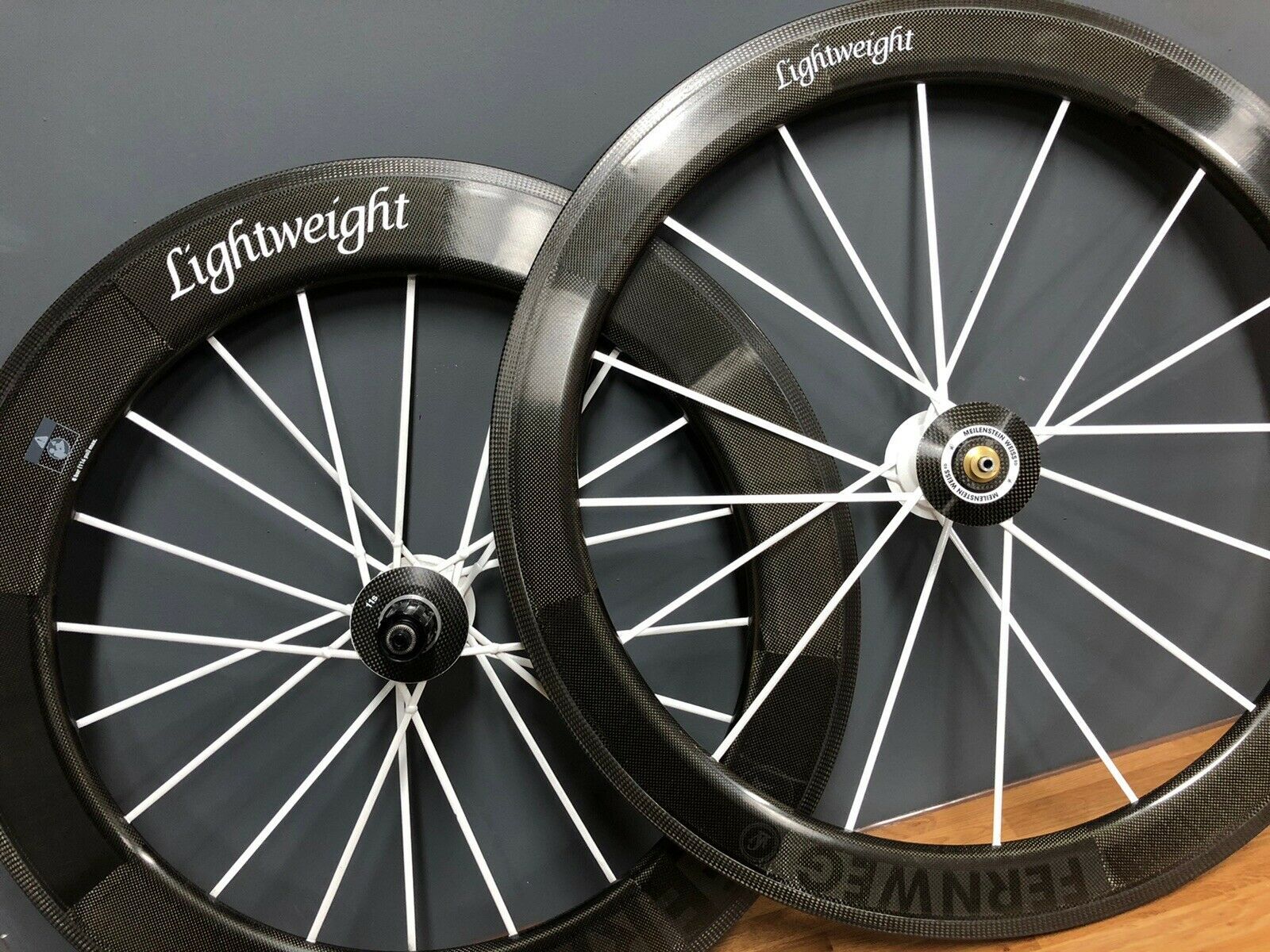 LIGHTWEIGHT Road Wheelset Meilenstein Obermayer Tubular 11S