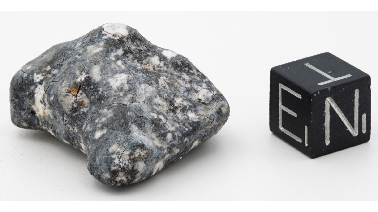 メルト めておら meteorites BIRTHDAY GOODS 2024 mGgoid7P5PzWDHvohDX3QD.png