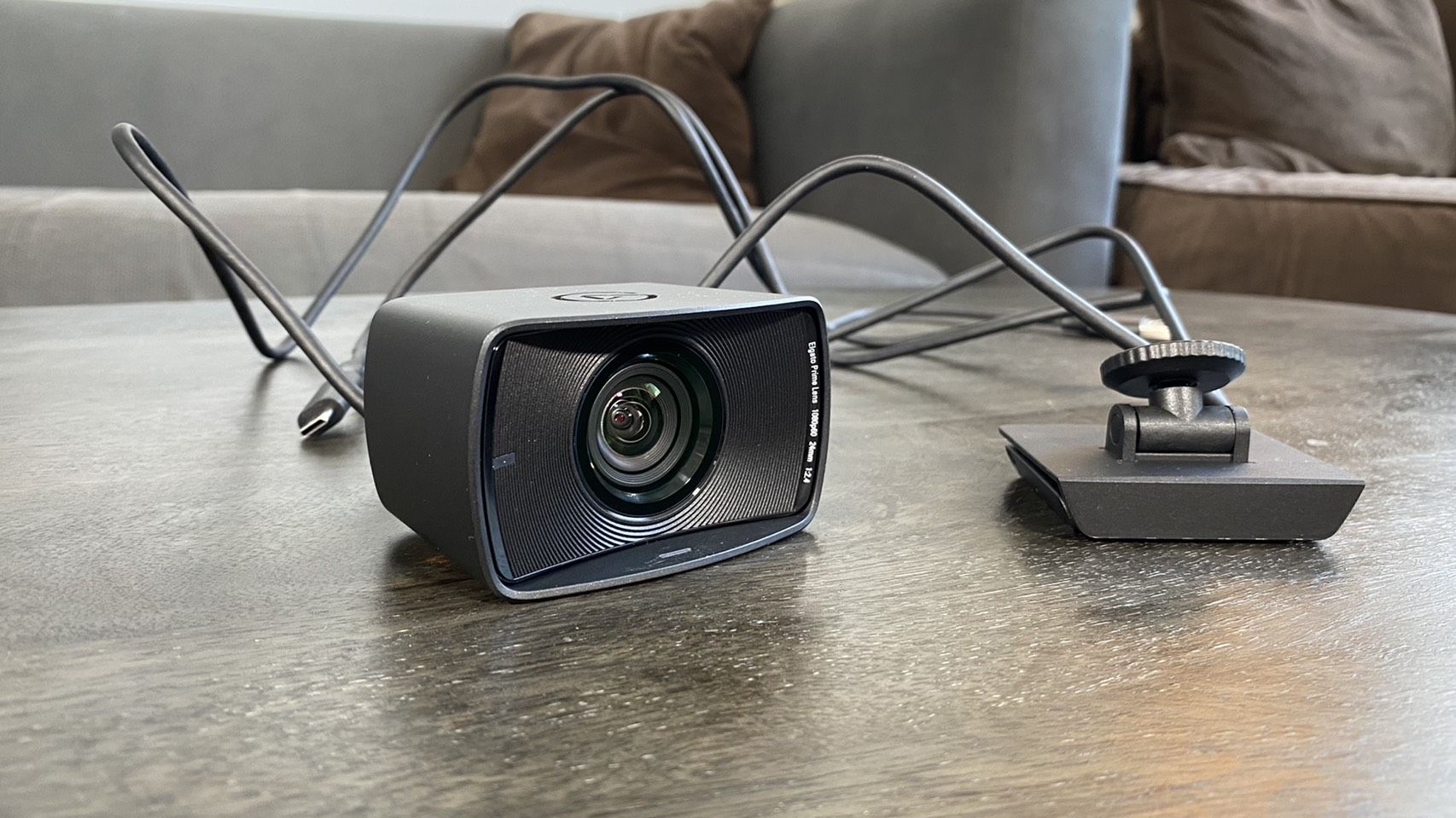 【ほぼ新品】Elgato Facecam Amazon.com: Elgato Facecam 4K - 4K60 Studio Webcam, DSLR