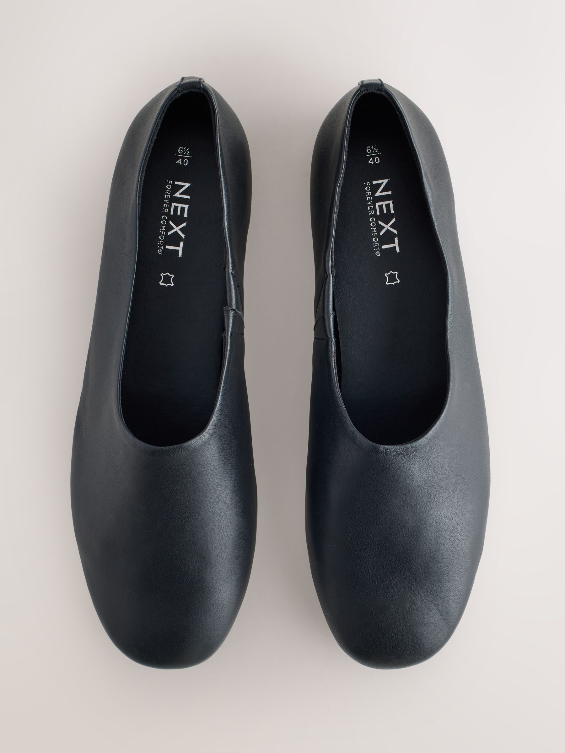 Black Forever Comfort&amp;reg; Leather Hight Cut Ballet Flats