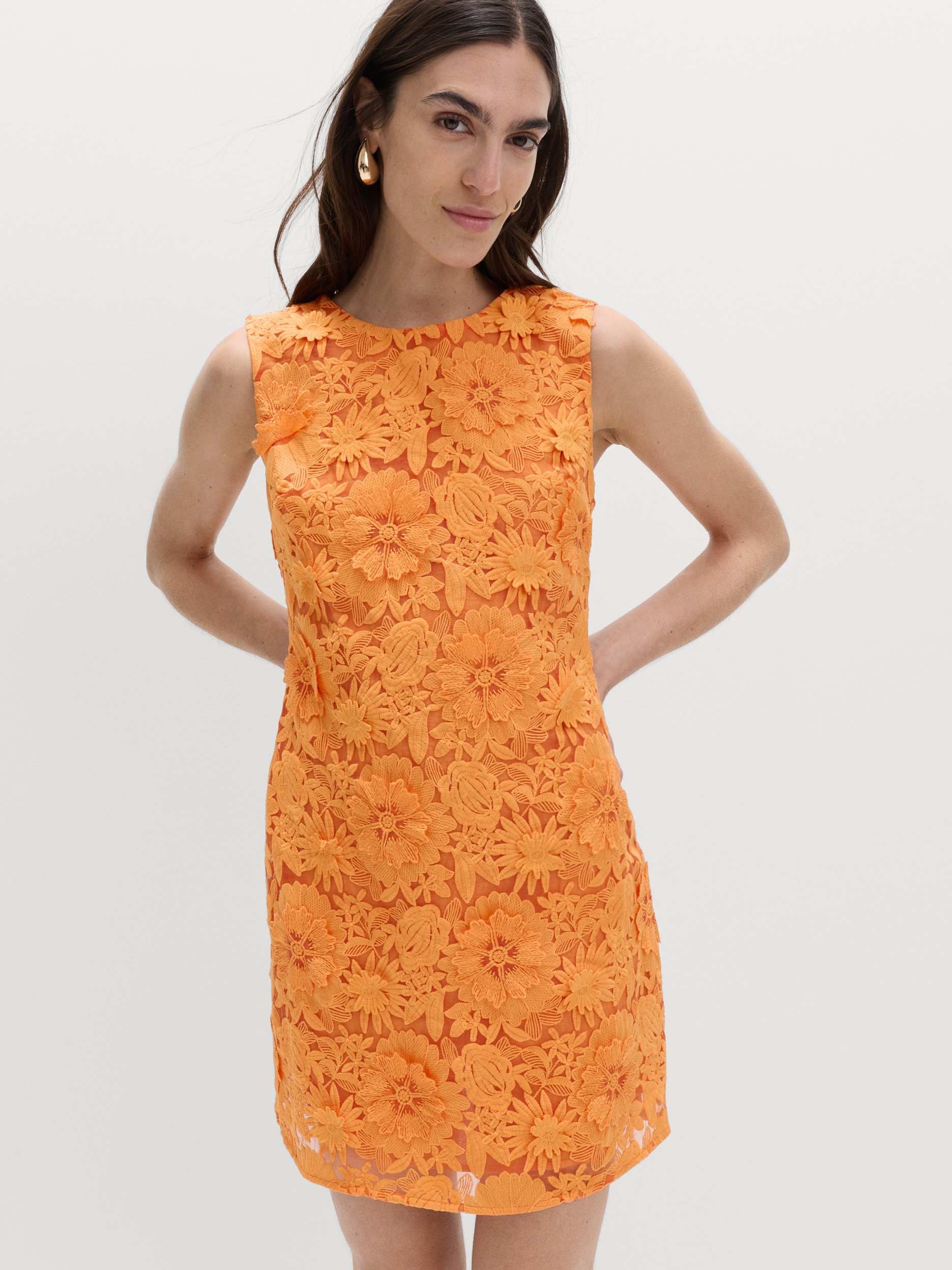 Floral Appliqu&amp;eacute; Mini Bodycon Dress