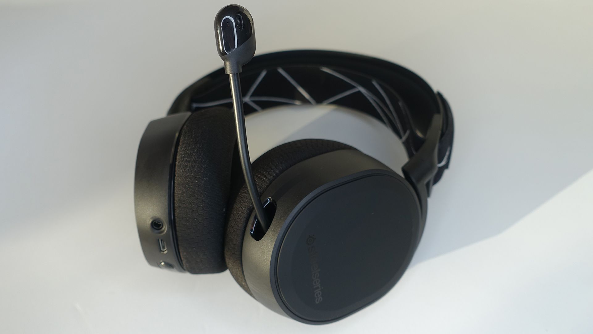 steelseries ARCTIS 9 WIRELESS ワイヤレスイヤホン Amazon.com: Arctis 9 Wireless Wireless Gaming Headset for PC