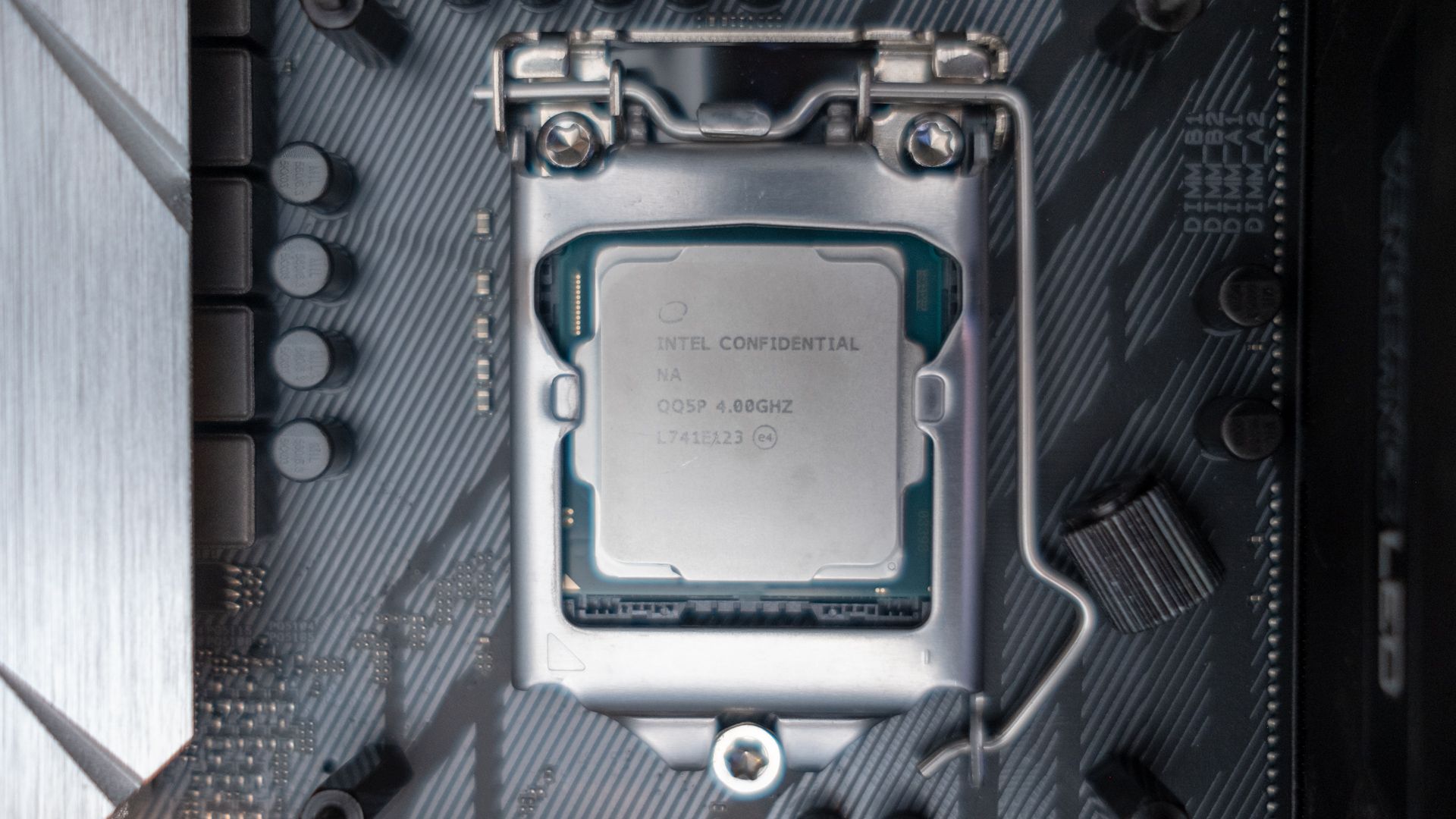 CPU Core i7 9700k Intel Core i7-9700K spotted overclocking past 5.5GHz across