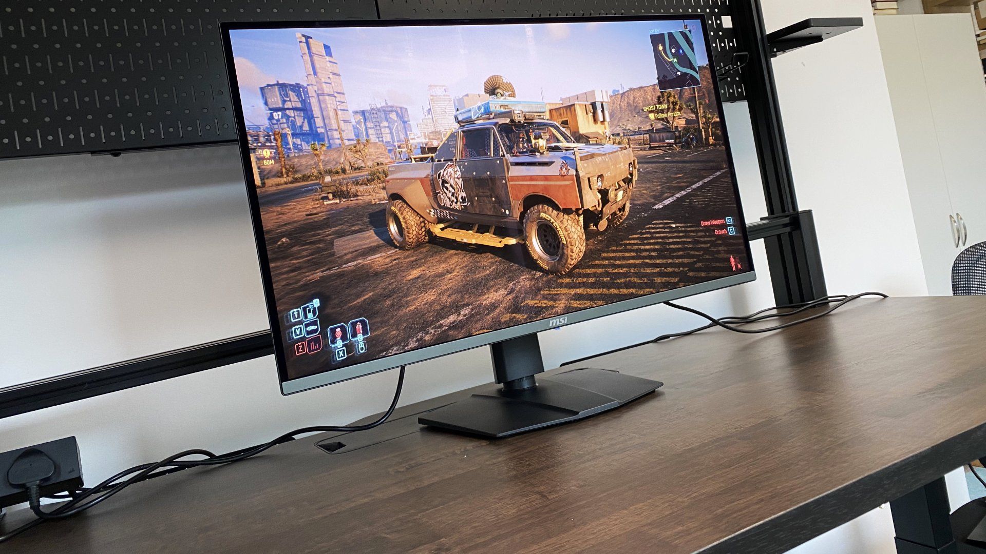 MSI MPG 321URX QD-OLED | PC Gamer