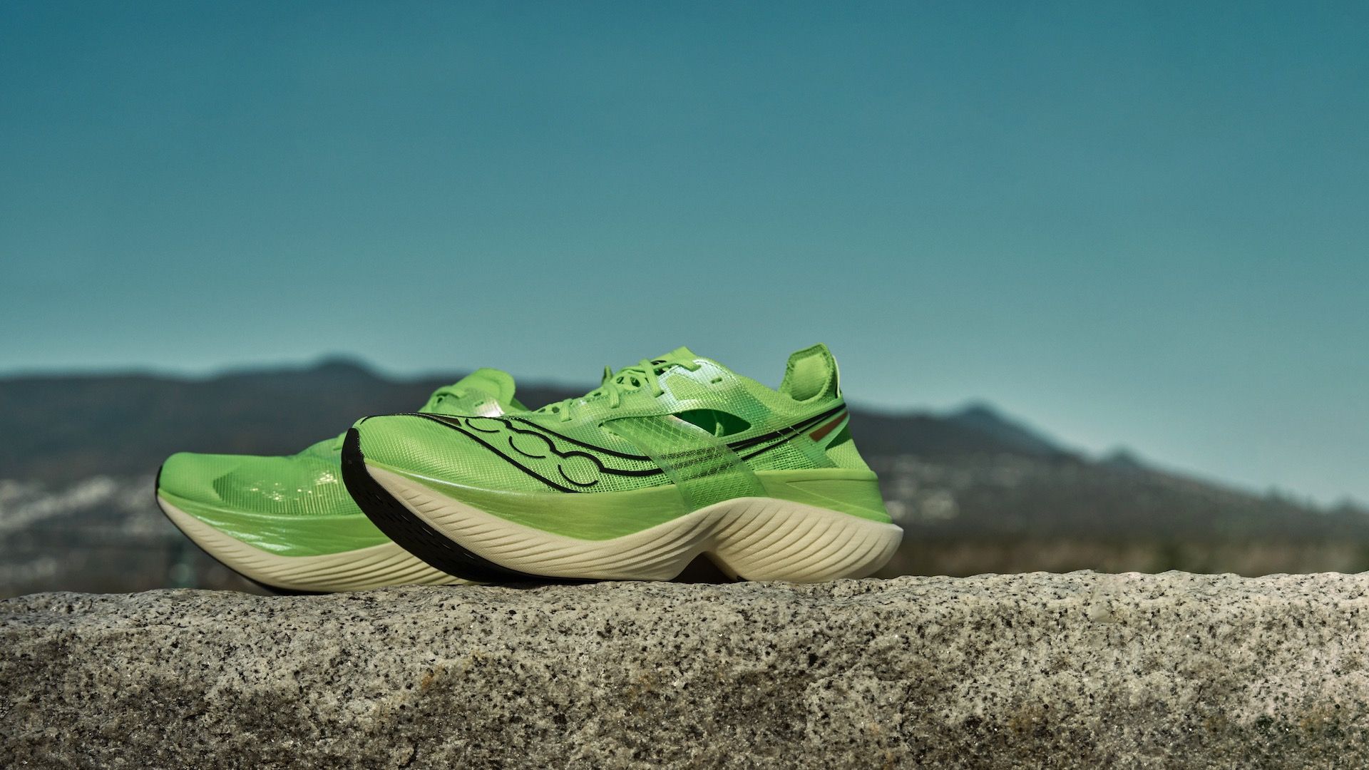 【定価33,000円】SAUCONY ENDORPHIN ELITE 26 Women's Saucony Endorphin Elite – Commonwealth Running Co.