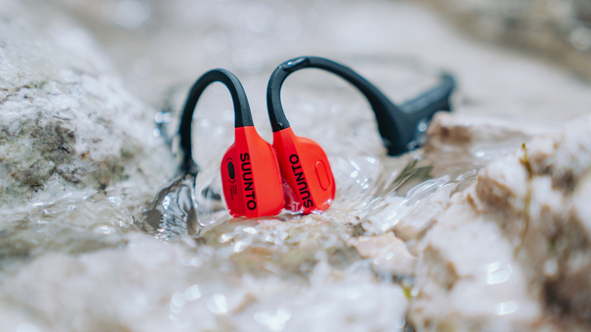 イヤホン Garmin ForeAthlete745 AfterShokz Aeropex イヤホン Garmin ForeAthlete745 AfterShokz Aeropex Aftershokz