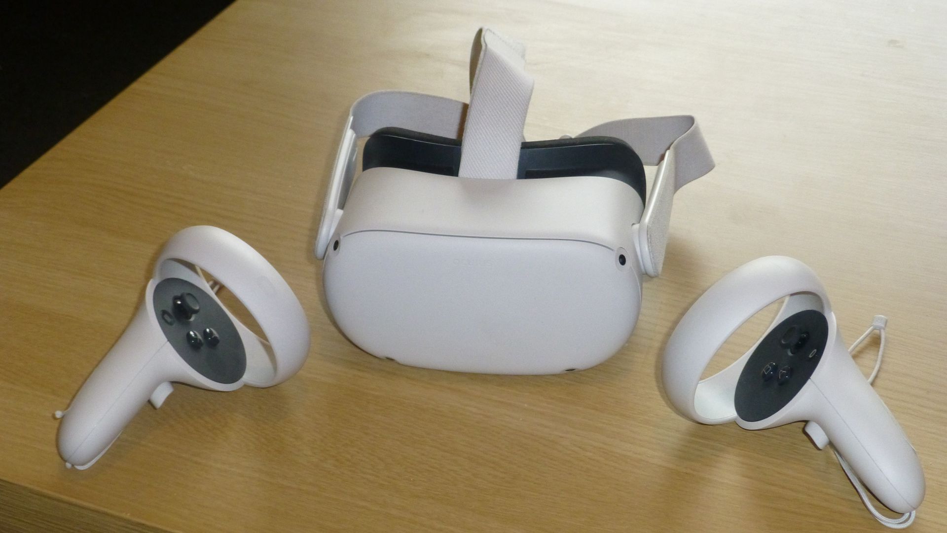 その他 Occulus Quest2 Amazon.com: Oculus Quest 2 — Advanced All-in-One Virtual