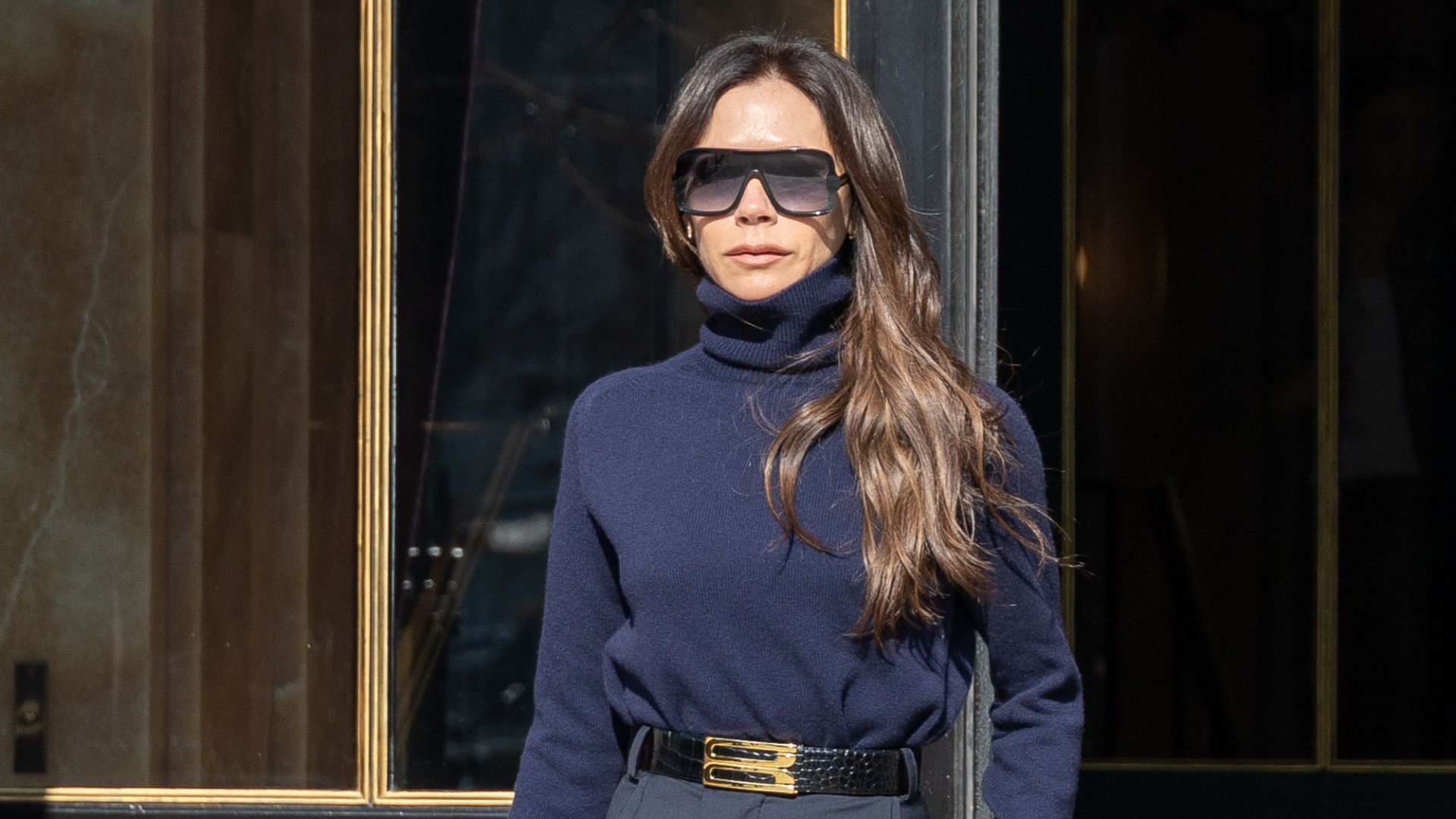 VICTORIA BECKHAM　M.O.P.　IT'S THAT SIMPLE hq720.jpg?sqp=-