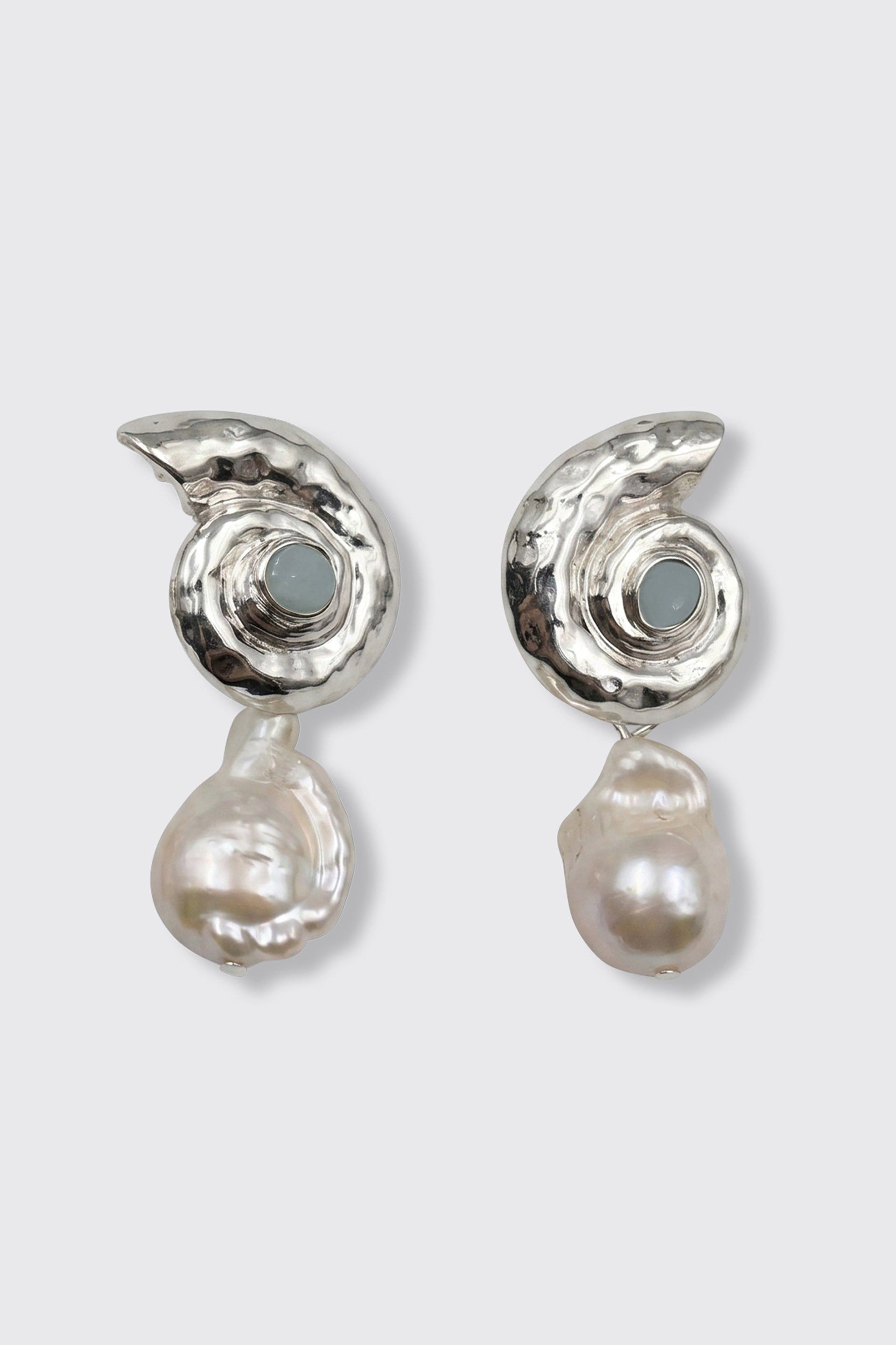 Cali Silver Plated Pearl Earrings in Silver