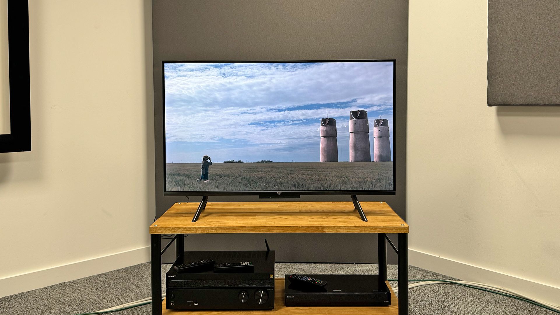 Amazon Fire TV Omni QLED 43-inch review: a big disappointment
