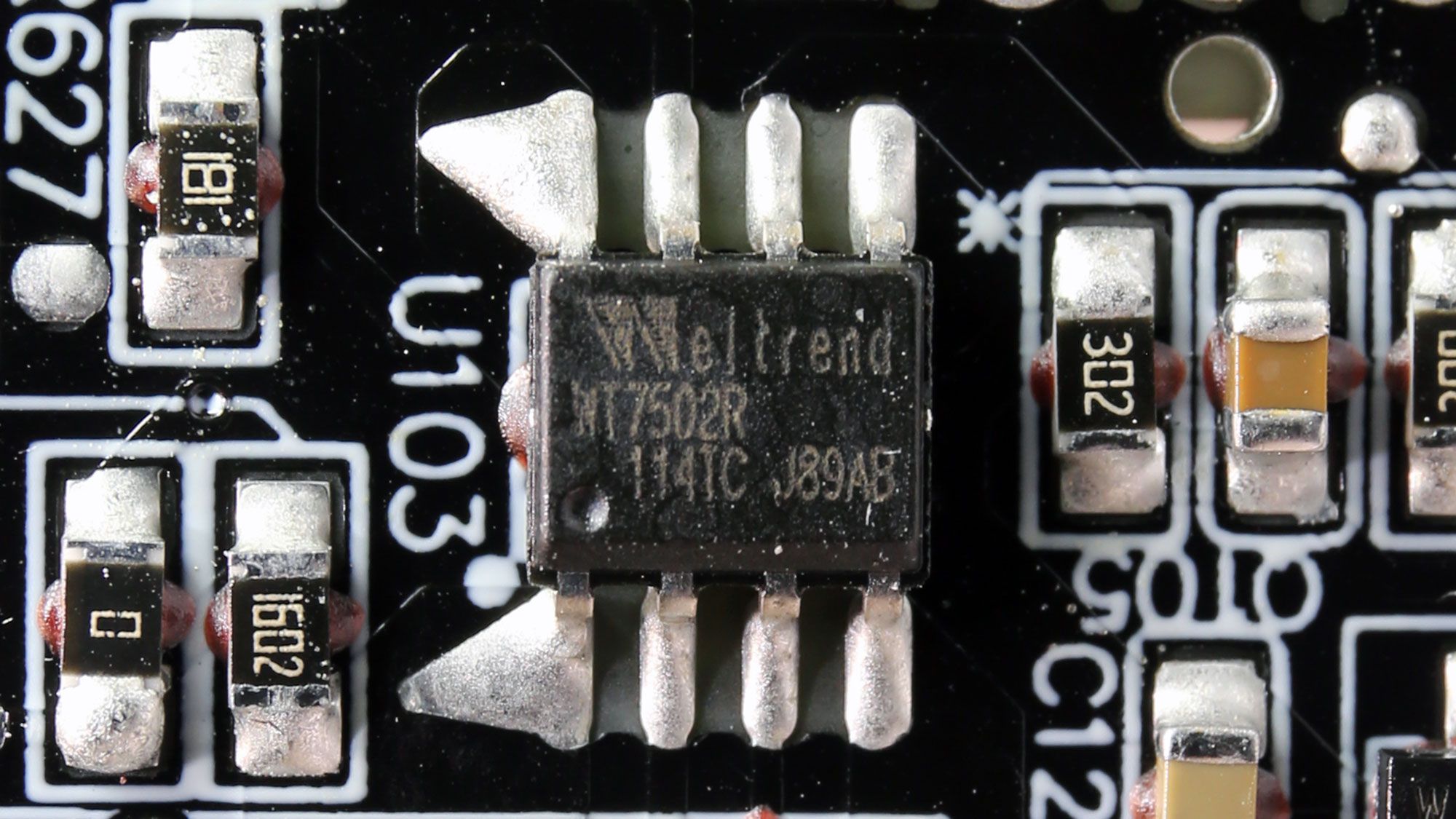 XPG Cybercore 1000 Platinum Power Supply Review | Tom's Hardware