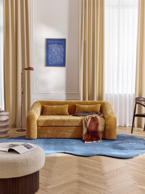Organic-Shaped Hand-Tufted Wool Rug Aliza 
