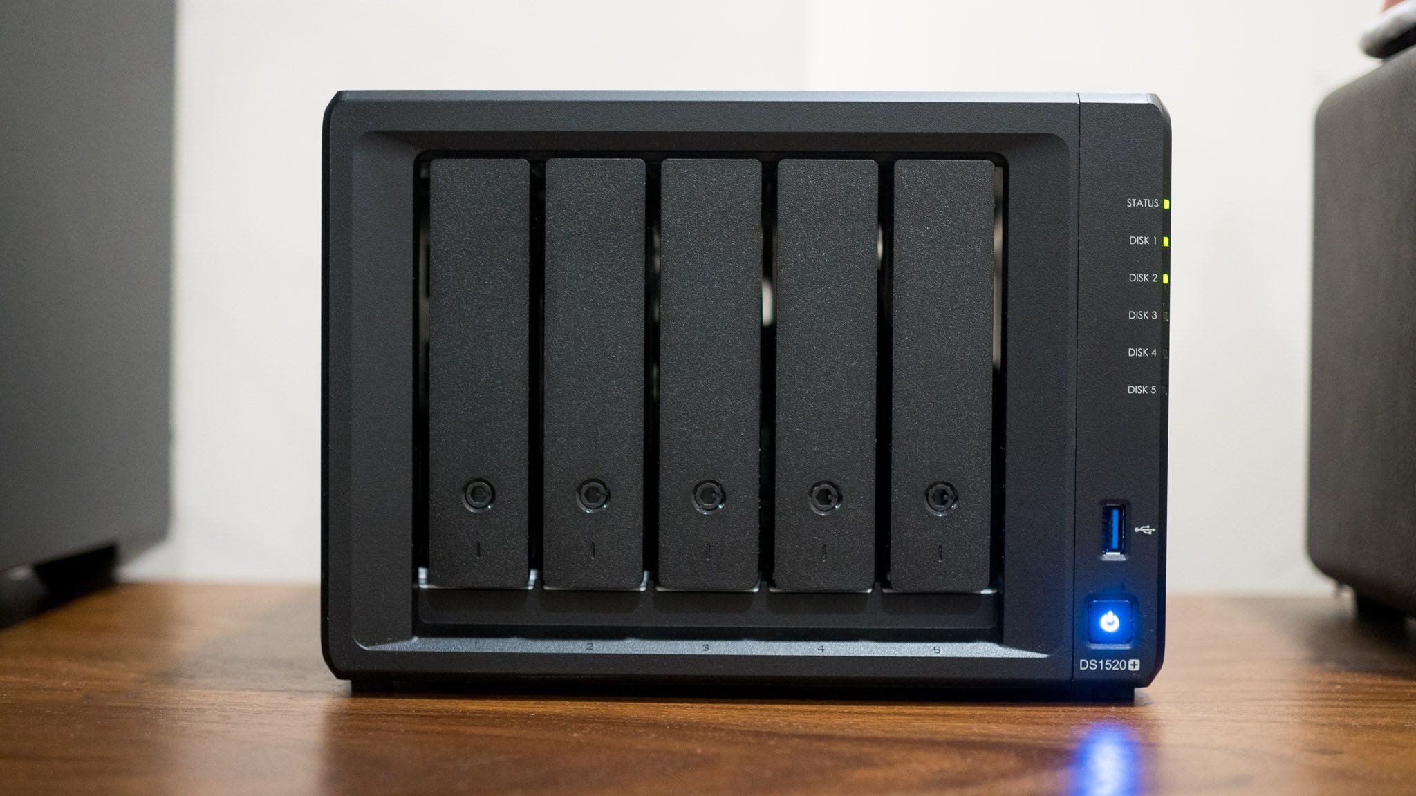 Synology DS1520+ 5-bay NAS Review - DSM 7.0 Overview