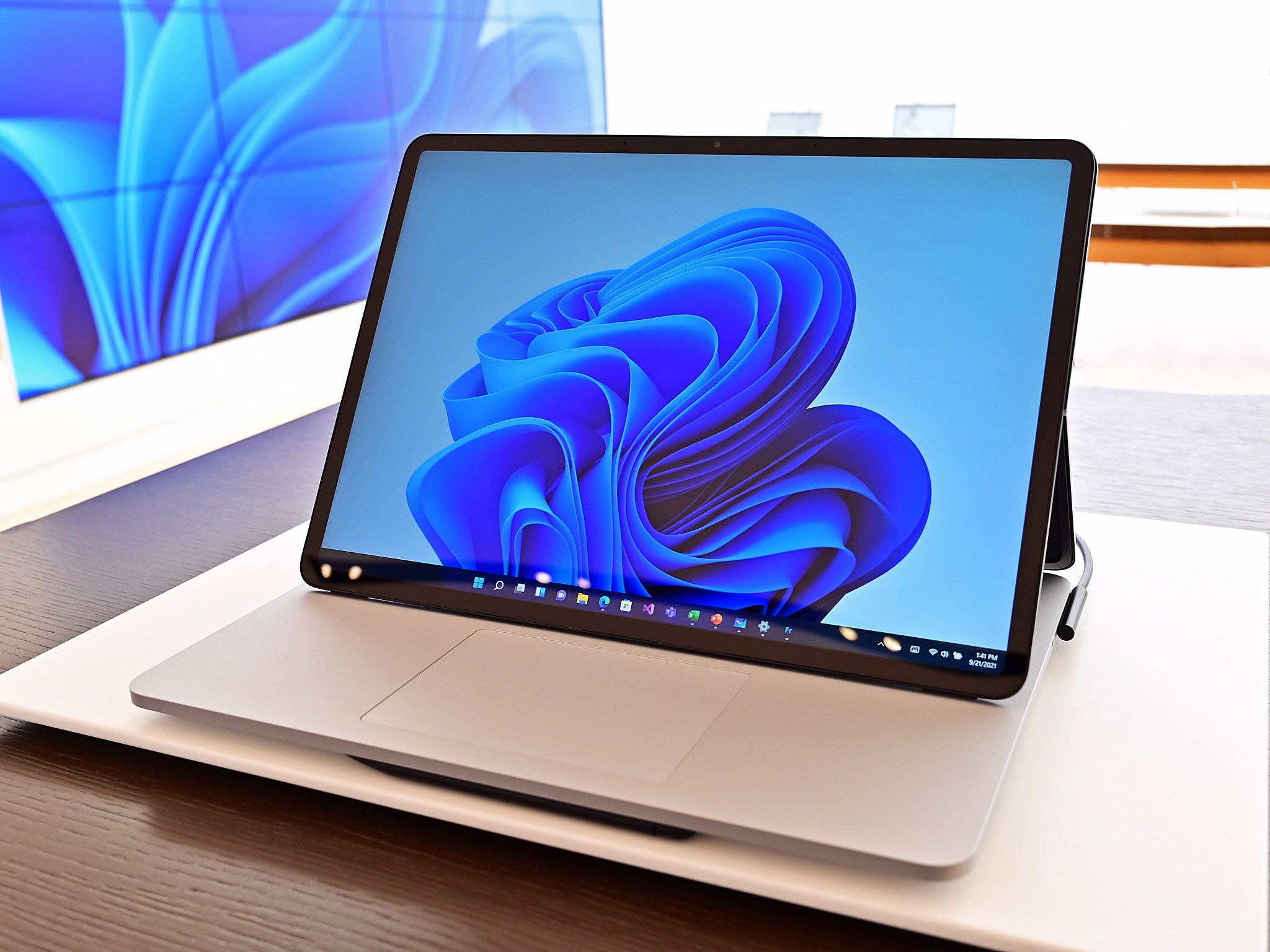 値引不可 Surface Laptop Studio メーカー延長保証有 - メルカリ