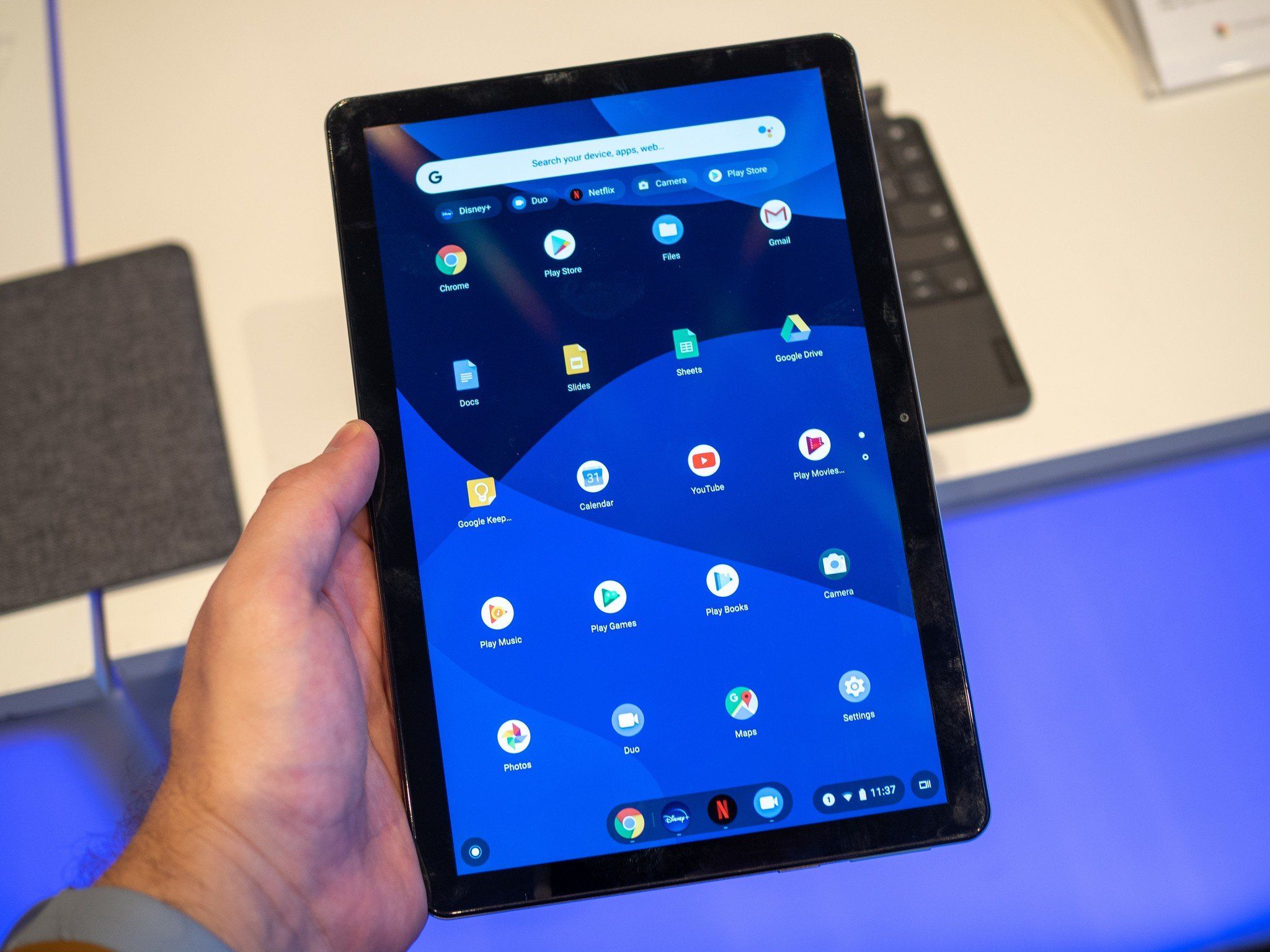 Lenovo Duet Chromebook tablet and Flex 5 Chromebook debut at
