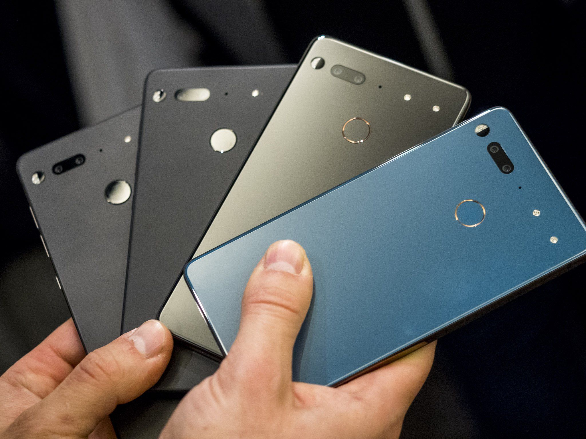 ESSENTIAL DESIGNS - Essential Phone PH-1 + 360°カメラセット (ケース付) IIJからSIMフリースマホ「Essential Phone PH-1」発売、360度